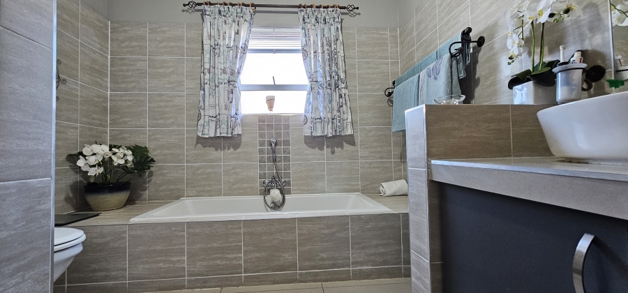 3 Bedroom Property for Sale in Swellendam Western Cape